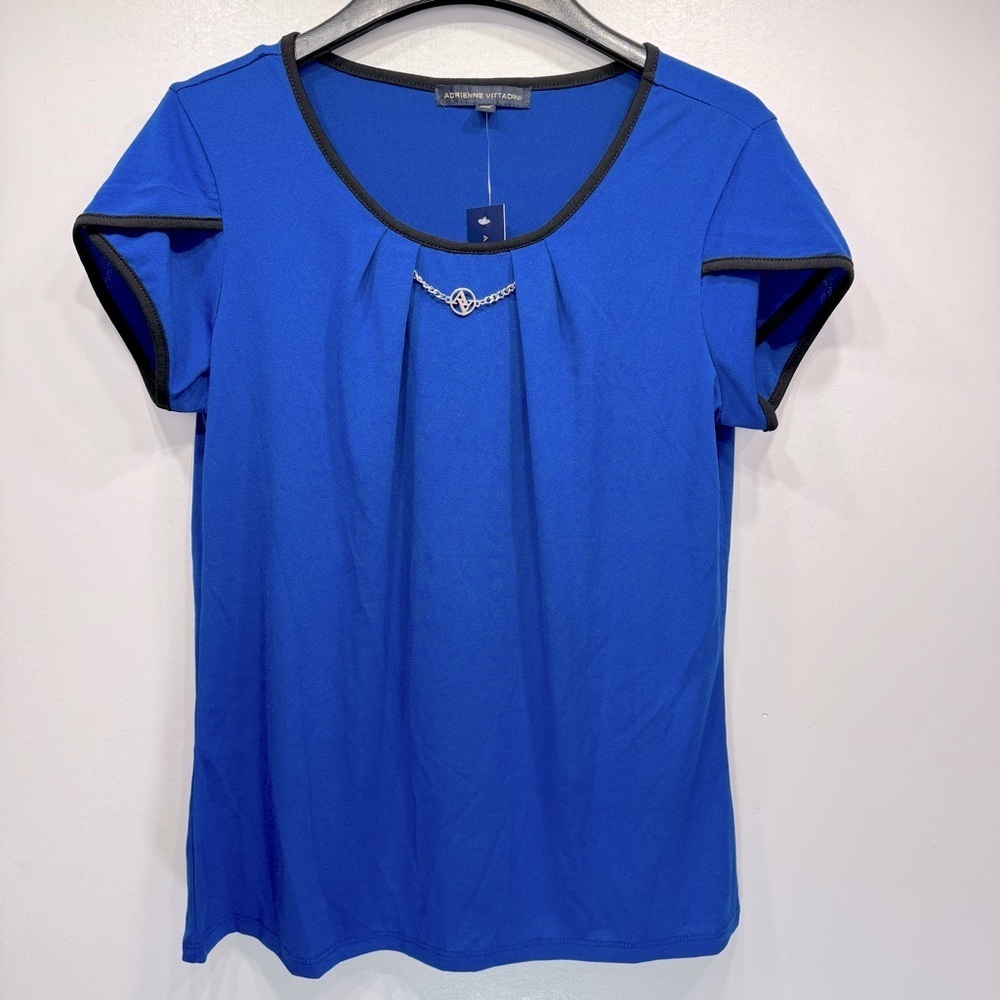 Adrienne Vittadini Blue Blouse Black Trim Short Sleeves Silver Logo Detail